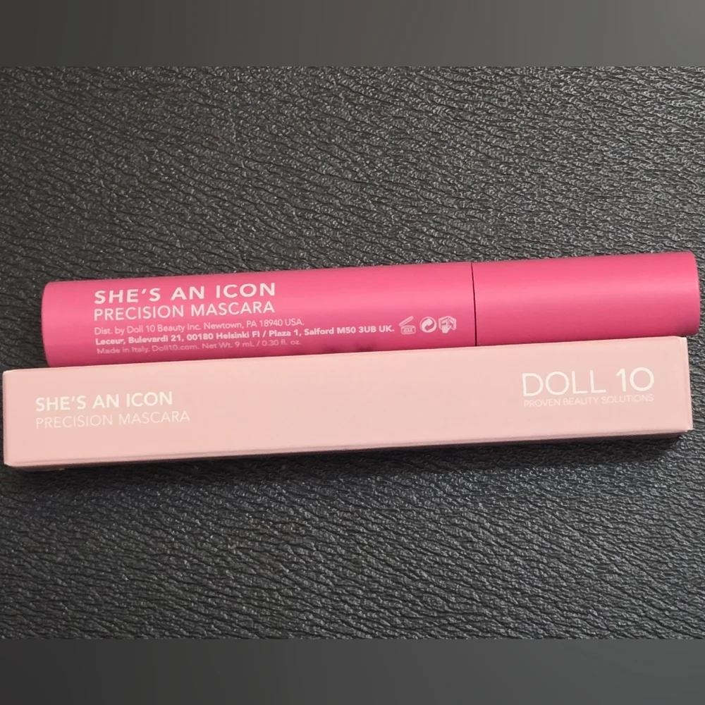 Doll 10 Mascara She's Precision Mascara She's An Icon in Brown